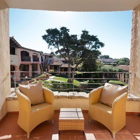 Hotel Resort & Spa Baia Caddinas Гольфо-Аранчи Экстерьер фото