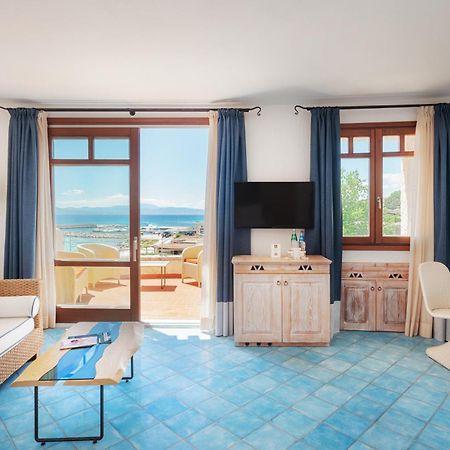 Hotel Resort & Spa Baia Caddinas Гольфо-Аранчи Экстерьер фото